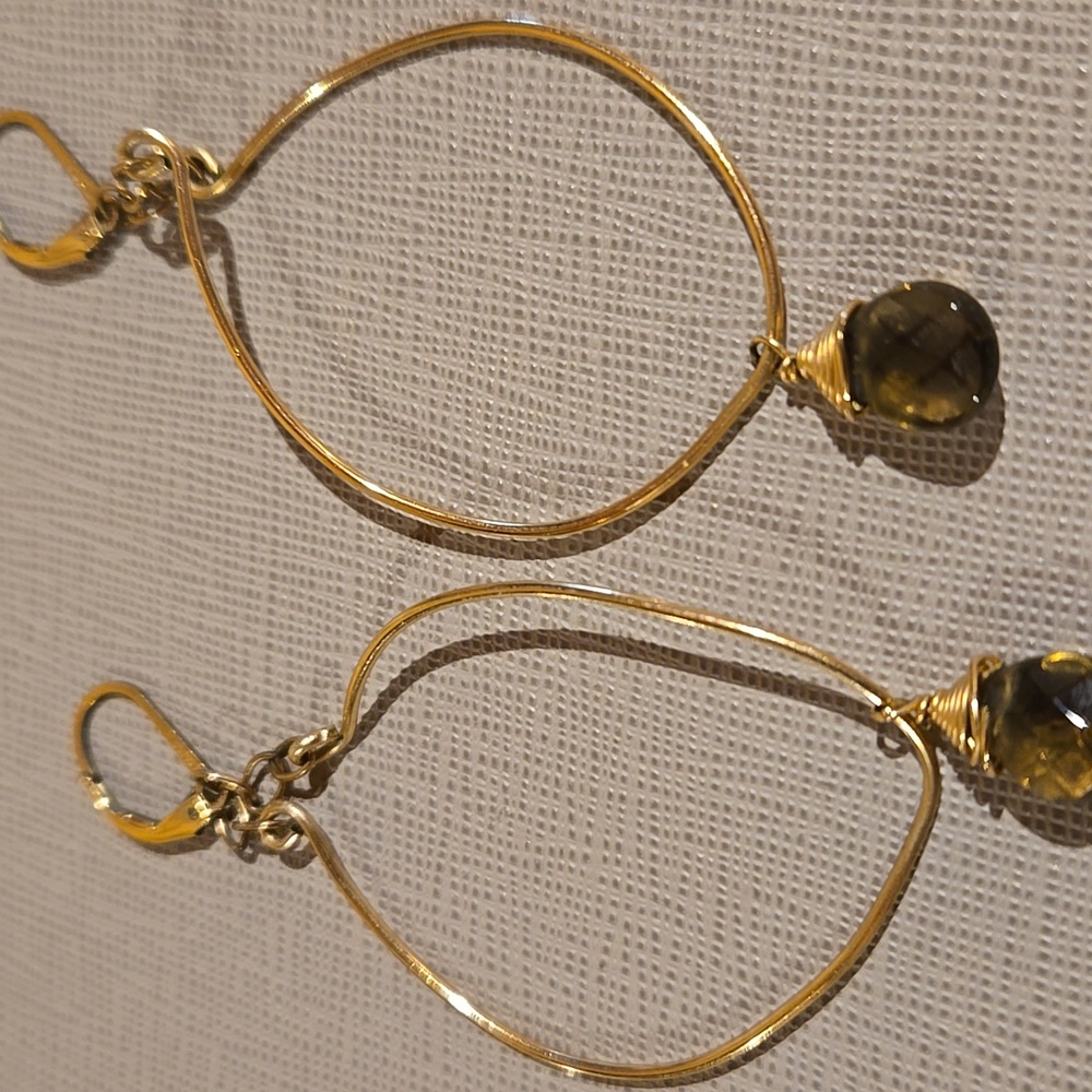Elegant Gold Hoop Earrings with Purple/brownish Gemstone - Picture 6 of 8